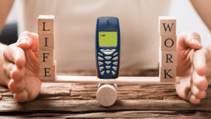 Featurephone-Smartphone pairing has a use case