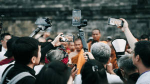 What Journalists Look for in a Smartphone