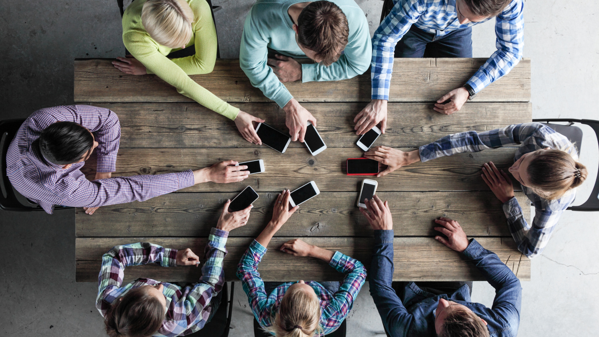 Is community obsession over for smartphones in India?