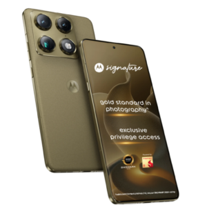 Motorola Signs Bold in Flagship 